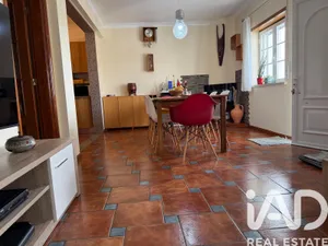 Maison mitoyenne  à Lourinhã