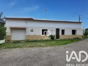 Single-storey house  in Tunes