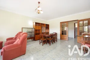 Apartamento T3 em Albergaria dos Doze