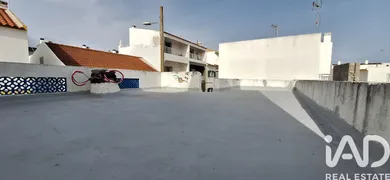 Moradia em banda em Santa Luzia