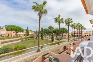 Moradia geminada  em Quarteira