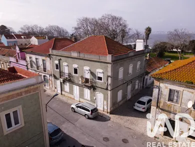 Immeuble  à Barreiro