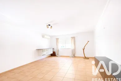 Apartamento T3 em Olhão