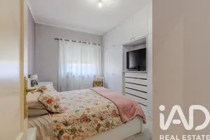 Apartamento T4 em Almada