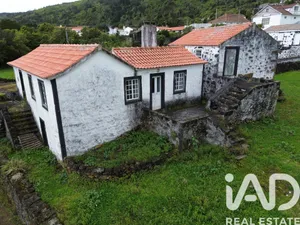 Pavillon  à Ribeiras