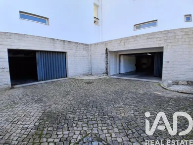 Estacionamento  em Lagos