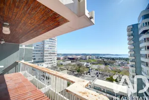 Apartamento T4 em Lisboa