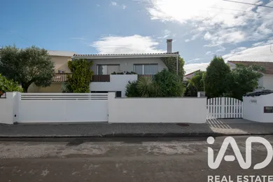 Pavillon  à Vieira de Leiria