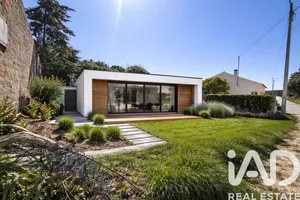 Terreno urbano  em Lamas