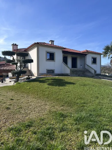 Casa/Moradia  em Estorãos