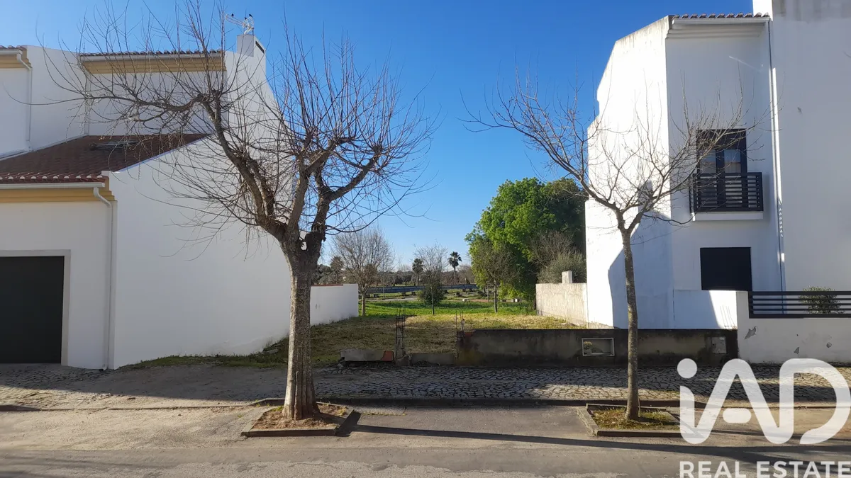 Terreno urbano de 350 m² em Elvas