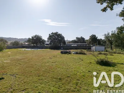 Fotografia 3 de Terreno urbano de 13 913 m² em São Simão