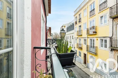 Fotografia 2 de Prédio de 196 m² em Lisboa