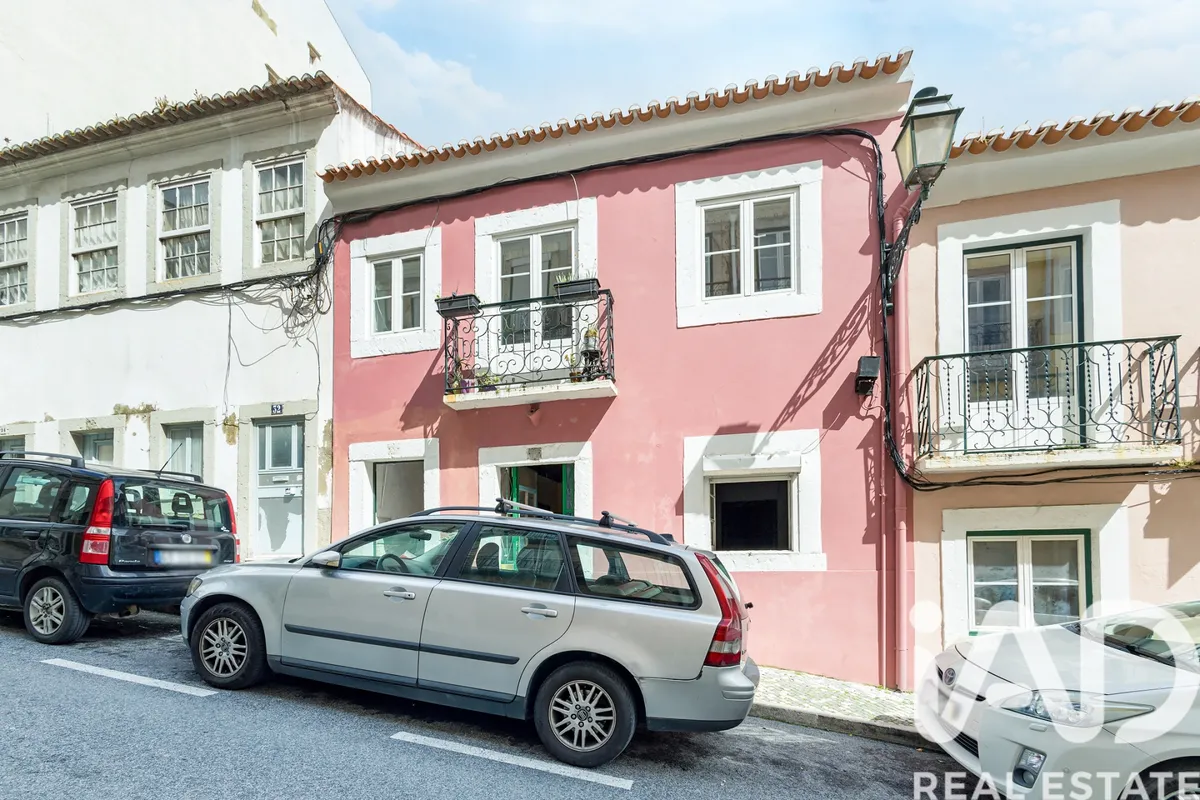 Prédio de 196 m² em Lisboa