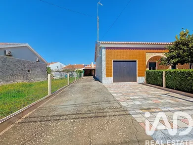 Single-storey house  in Rio de Moinhos