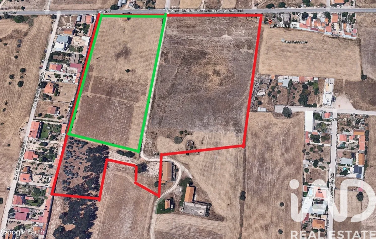 Terreno misto de 59 860 m² em Montijo