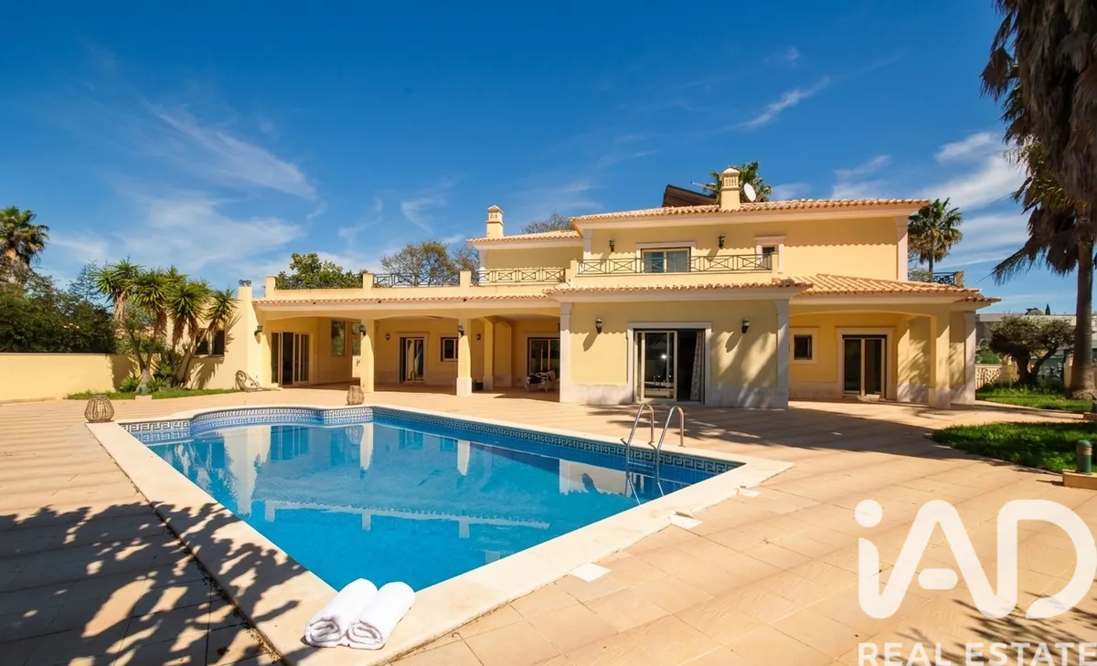 Casa/Moradia 4 quartos de 1025 m² em Albufeira
