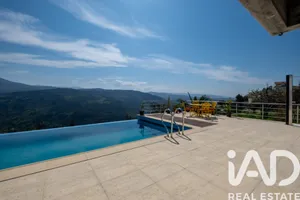 Casa/Moradia  em Oliveira Do Hospital