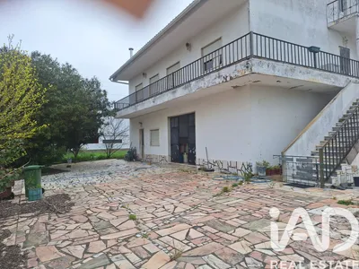 Fotografia 1 de Casa/Moradia 7 quartos de 330 m² em fernao ferro