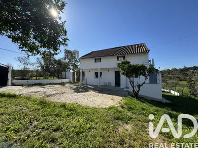 Detached house  in Casais