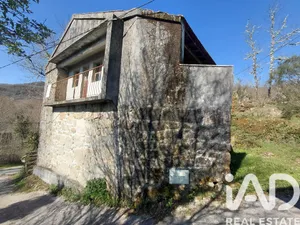 House  in Melgaço