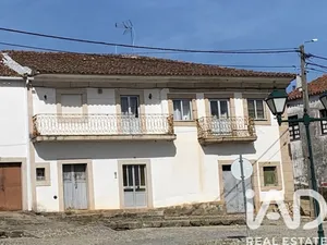 Semi-detached house  in Vilar de Maçada