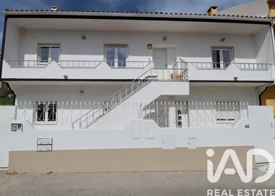 Maison bifamiliale  à Ramada