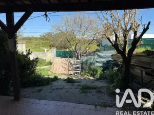 Moradia térrea  em São Bartolomeu dos Galegos