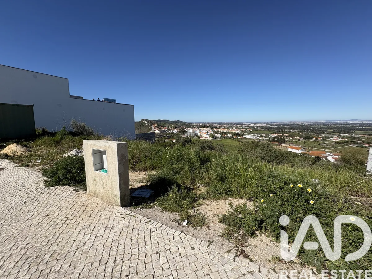 Terreno urbano de 293 m² em Palmela