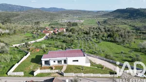 Single-storey house in União de Freguesias de São Miguel, Santa Eufémia e Rabaçal
