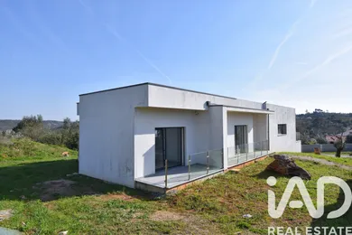 Single-storey house in União de Freguesias de São Miguel, Santa Eufémia e Rabaçal