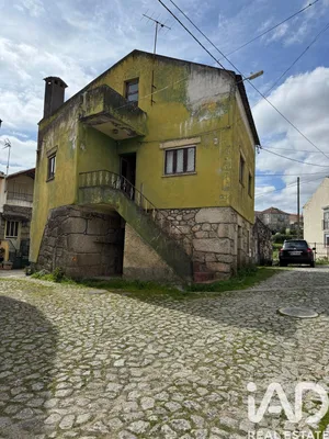 Casa/Moradia  em Vale de Azares