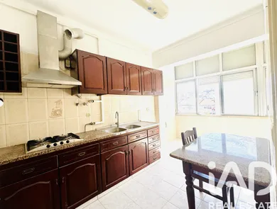 Apartamento T2 em Almada