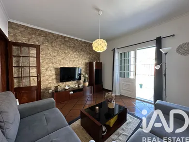 House in Velas