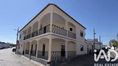 House  in Vila de Frades