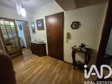 Apartamento T4 em Almada
