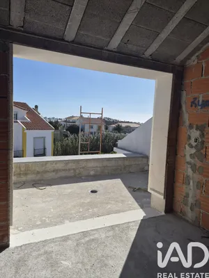 Maison jumelle à Atouguia da Baleia
