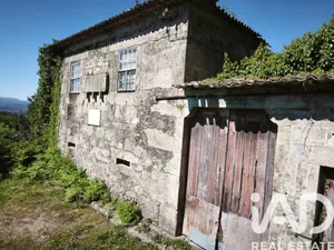 Casa rústica  em valença