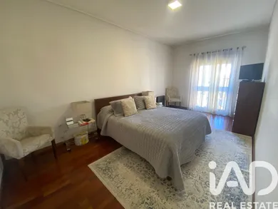Apartamento T4 em Porto