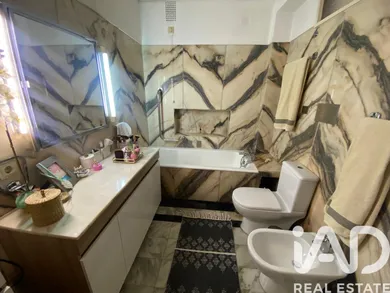 Apartamento T4 em Porto
