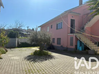 House  in Caldas Da Rainha