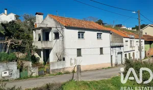 Moradia geminada  em Vale de Azares - Celorico da Beira