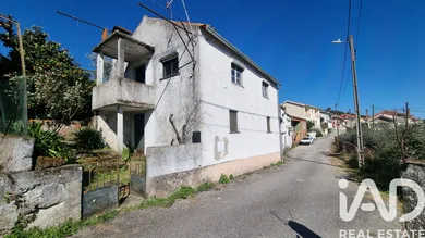 Semi-detached house in Vale de Azares - Celorico da Beira