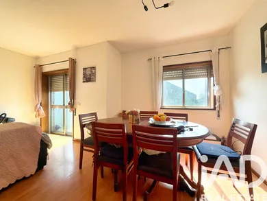 Apartamento T3 em São Mamede de Infesta