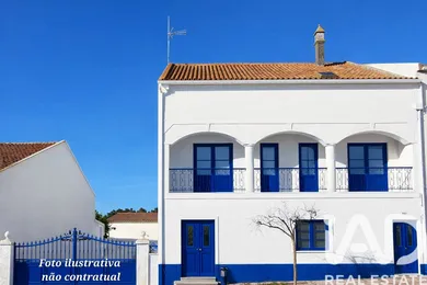 House  in Nisa