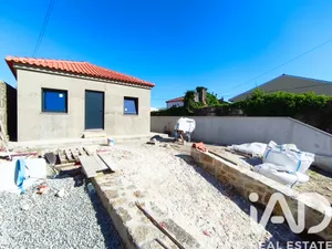 Moradia térrea em Darque