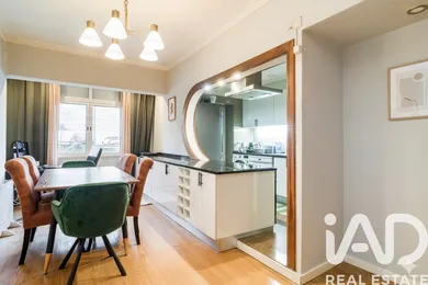 Appartement T3 à Almada