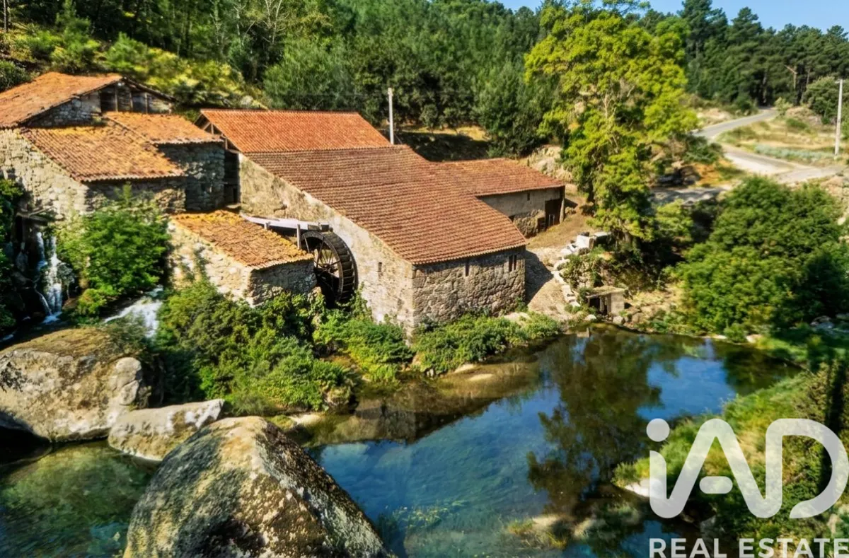 Lagar de 395 m² em Travanca de Lagos