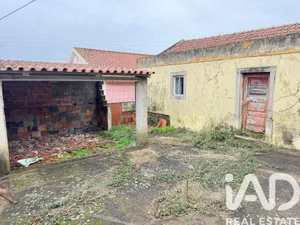 Moradia térrea  em maxial