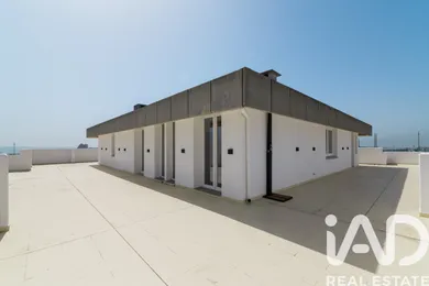 Penthouse T4 em Linda-a-Velha